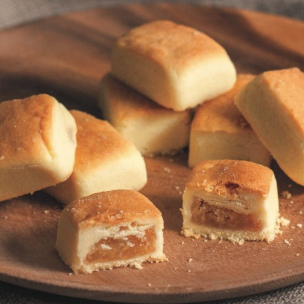 TAIWANESE PINEAPPLE CAKE ROLLS (鳳梨酥)